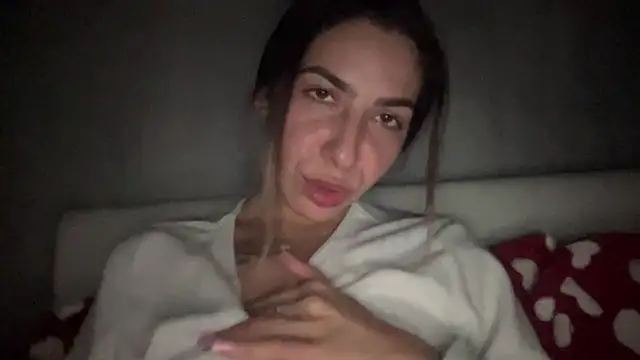 sarrah rossy online show from November 25, 2025, 9:59 pm