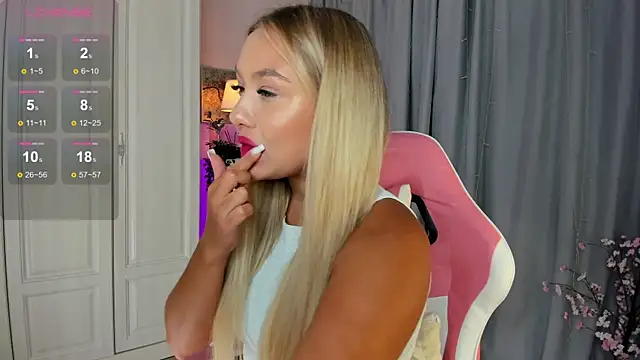 Snapshot of _Loneve__ chatting on September 16, 2025, 3:35 pm Loneve online show from September 16, 2025, 3:35 pm