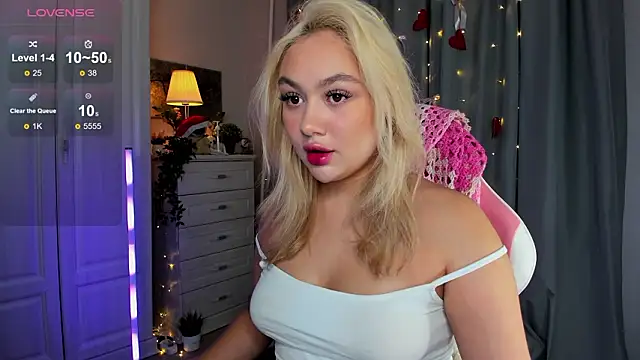  Loneve   online show from February 19, 2026, 3:53 pm