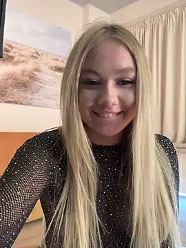 Snapshot of _Loneve__ chatting on February 20, 2025, 2:29 am Loneve online show from February 20, 2025, 2:29 am