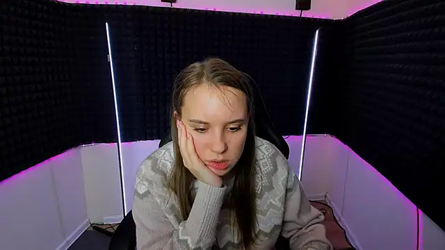 Snapshot of Lika_0ne chatting on February 20, 2025, 6:46 pm Lika 0ne online show from February 20, 2025, 6:46 pm