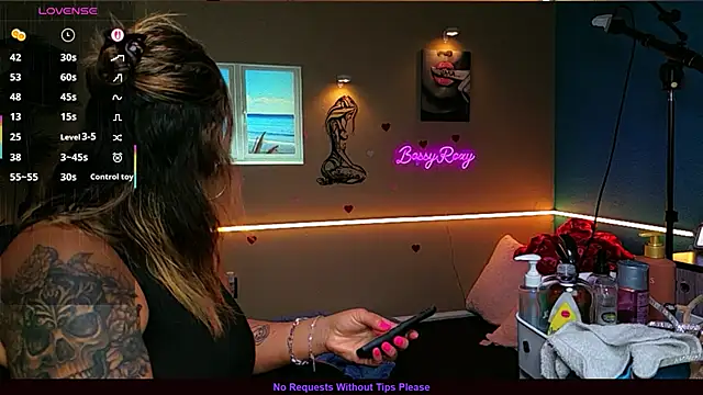 Snapshot of bossyroxy84 chatting on February 26, 2026, 12:10 am bossyroxy84 online show from February 26, 2026, 12:10 am