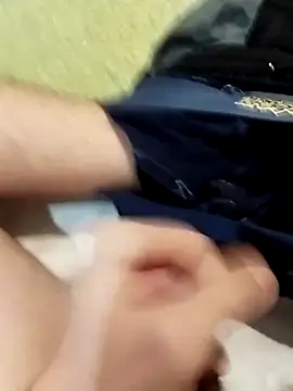 jojolecochon1 online show from February 28, 2025, 5:04 pm