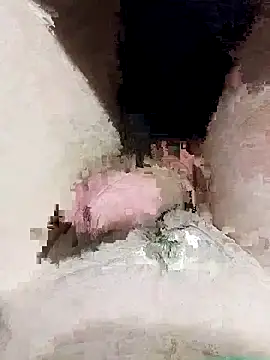 jojolecochon1 online show from February 25, 2025, 8:11 pm