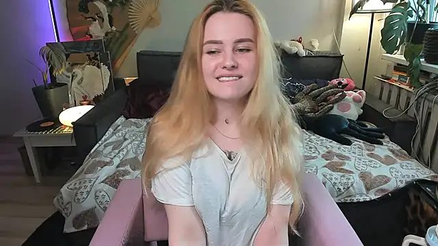 Snapshot of Alexa_Pirs chatting on April 25, 2026, 1:25 pm Alexa Pirs online show from April 25, 2026, 1:25 pm