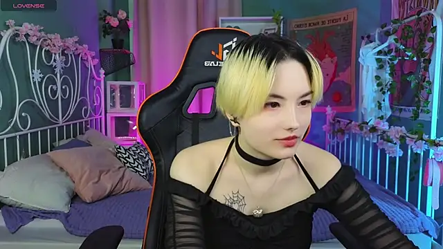 Akemi Sora  online show from March 1, 2025, 12:34 pm