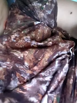 Lizza boudi online show from October 31, 2025, 4:53 am