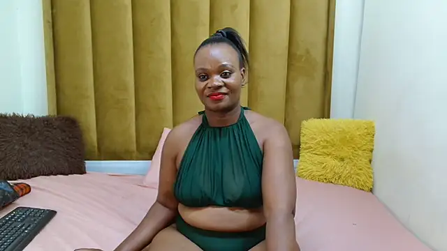 Snapshot of BigbootyliciousXXX chatting on September 21, 2025, 7:41 pm BigbootyliciousXXX online show from September 21, 2025, 7:41 pm