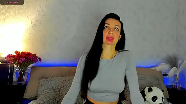 Snapshot of Tina_Mart chatting on November 6, 2025, 11:36 am Tina Mart online show from November 6, 2025, 11:36 am