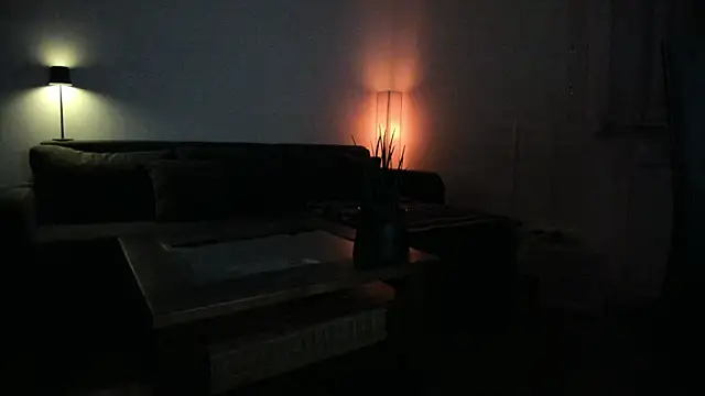 molicaremolicare online show from November 4, 2025, 4:55 pm