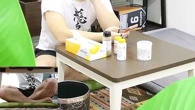 YARASERO-kun online show from February 28, 2026, 12:05 pm