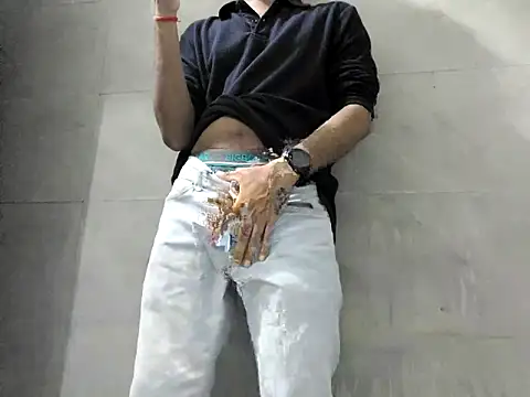 Lustyluckyy online show from October 8, 2025, 4:08 pm