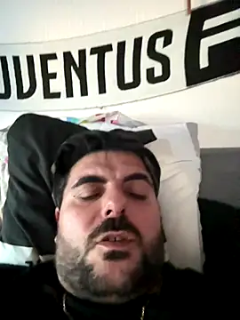 Sex-10-10 online show from October 28, 2025, 3:33 pm