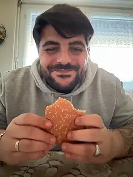 Sex-10-10 online show from November 27, 2025, 11:10 am