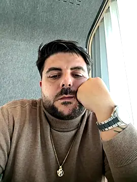 Sex-10-10 online show from November 4, 2025, 11:36 am