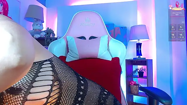 Snapshot of emily_jewell1 chatting on October 7, 2025, 11:00 am emily jewell1 online show from October 7, 2025, 11:00 am