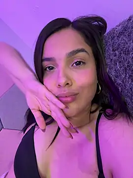 Snapshot of Lana_Pearce chatting on February 26, 2025, 3:32 pm Lana Pearce online show from February 26, 2025, 3:32 pm