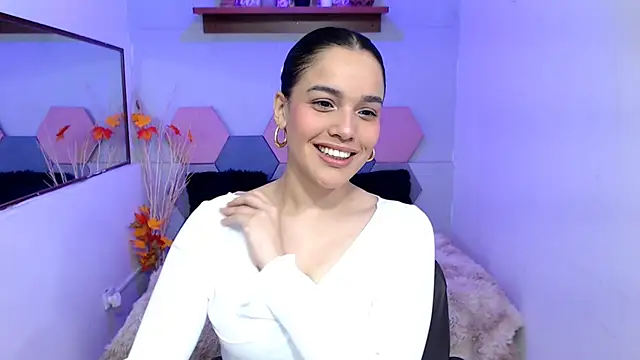 Snapshot of Lana_Pearce chatting on February 17, 2025, 1:00 pm Lana Pearce online show from February 17, 2025, 1:00 pm