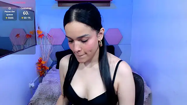 Snapshot of Lana_Pearce chatting on February 18, 2025, 1:44 pm Lana Pearce online show from February 18, 2025, 1:44 pm