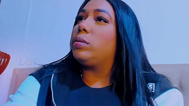 Snapshot of emma_purple_ chatting on March 15, 2025, 6:54 pm emma purple online show from March 15, 2025, 6:54 pm