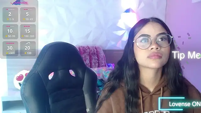 Sussan love01 online show from February 24, 2025, 1:42 pm