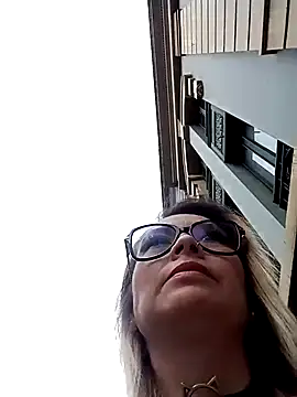 Snapshot of CandieGilson__ chatting on September 14, 2025, 11:32 am CandieGilson online show from September 14, 2025, 11:32 am