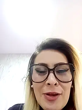 Snapshot of CandieGilson__ chatting on October 10, 2025, 11:55 am CandieGilson online show from October 10, 2025, 11:55 am