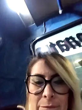 Snapshot of CandieGilson__ chatting on September 20, 2025, 10:53 am CandieGilson online show from September 20, 2025, 10:53 am