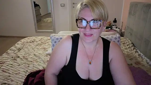 Pumabionda online show from December 1, 2025, 10:16 am