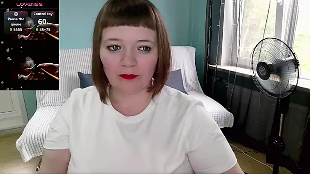 Snapshot of LizaMilfa chatting on July 9, 2026, 10:37 am LizaMilfa online show from July 9, 2026, 10:37 am