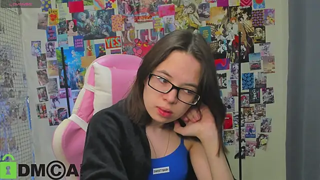 Snapshot of Chio_Mio chatting on October 15, 2025, 1:59 am Chio Mio online show from October 15, 2025, 1:59 am