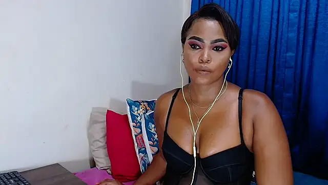 Snapshot of Sadehx chatting on March 18, 2025, 8:05 pm Sadehx online show from March 18, 2025, 8:05 pm
