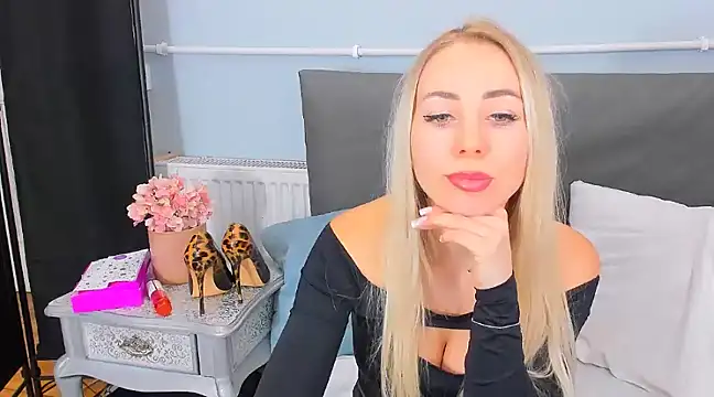 MargaritaRose online show from March 3, 2025, 6:46 pm