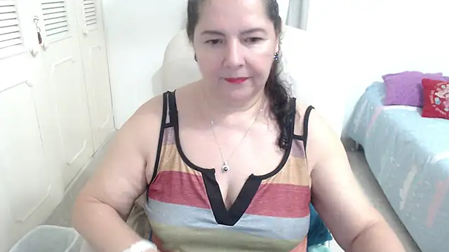 Snapshot of leonela_69 chatting on April 21, 2026, 1:42 am leonela 69 online show from April 21, 2026, 1:42 am