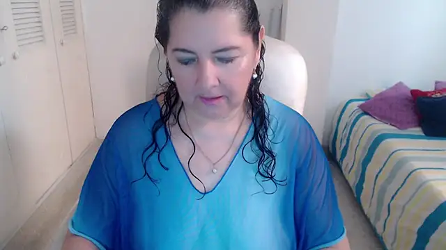 Snapshot of leonela_69 chatting on May 22, 2026, 8:51 pm leonela 69 online show from May 22, 2026, 8:51 pm