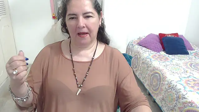 Snapshot of leonela_69 chatting on May 3, 2026, 12:38 am leonela 69 online show from May 3, 2026, 12:38 am