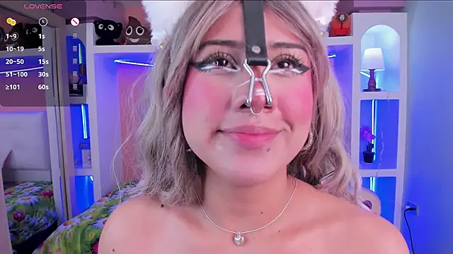 Snapshot of miss___megan chatting on February 20, 2026, 6:19 am miss megan online show from February 20, 2026, 6:19 am