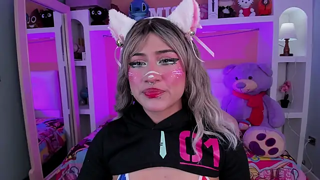 miss   megan online show from April 10, 2026, 2:29 am