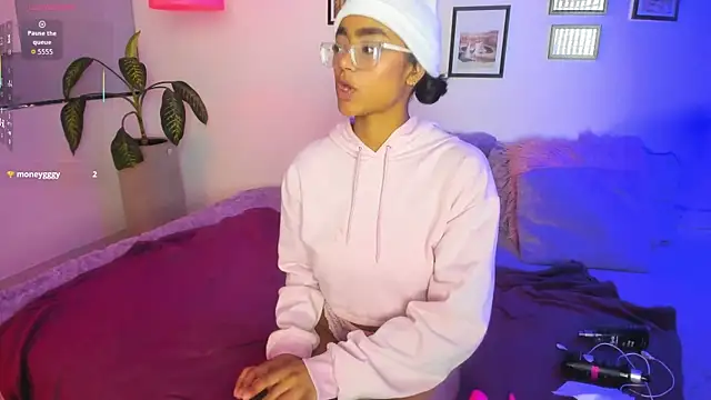 Alice simmons online show from February 4, 2026, 7:42 pm