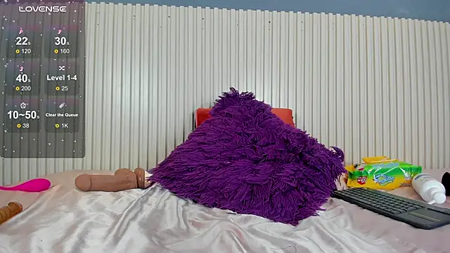 Snapshot of Aida-nicolle chatting on February 19, 2025, 1:39 pm Aida-nicolle online show from February 19, 2025, 1:39 pm