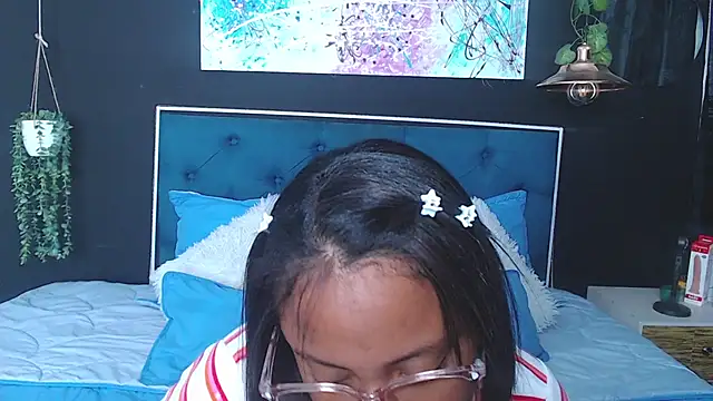 Snapshot of rebeka_kenye chatting on February 25, 2025, 2:58 pm rebeka kenye online show from February 25, 2025, 2:58 pm