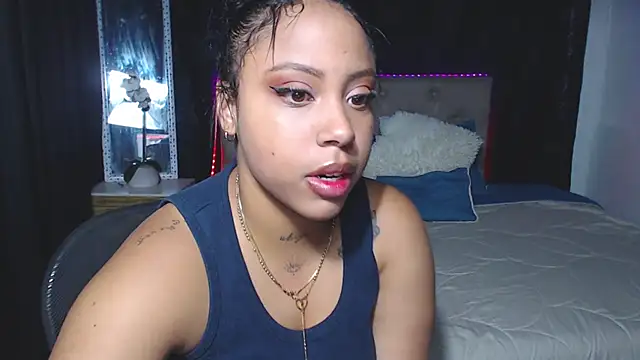 Snapshot of rebeka_kenye chatting on February 21, 2025, 3:10 pm rebeka kenye online show from February 21, 2025, 3:10 pm