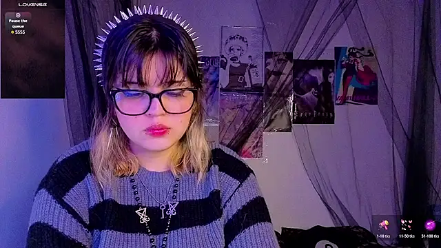 scarleth shadow online show from November 21, 2025, 11:59 pm