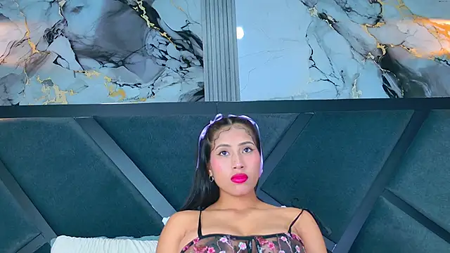 Snapshot of YesyHills chatting on October 9, 2025, 7:14 pm YesyHills online show from October 9, 2025, 7:14 pm