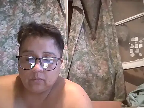 erinadarling79 online show from February 16, 2025, 1:03 am