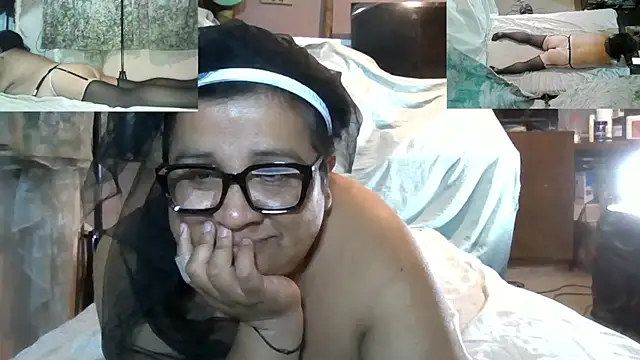 erinadarling79 online show from April 3, 2026, 3:24 am