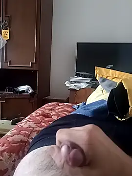 xxxdeo online show from December 18, 2025, 7:35 am