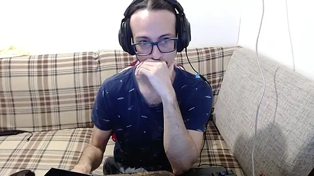 cholitohermoso online show from June 20, 2026, 2:33 pm