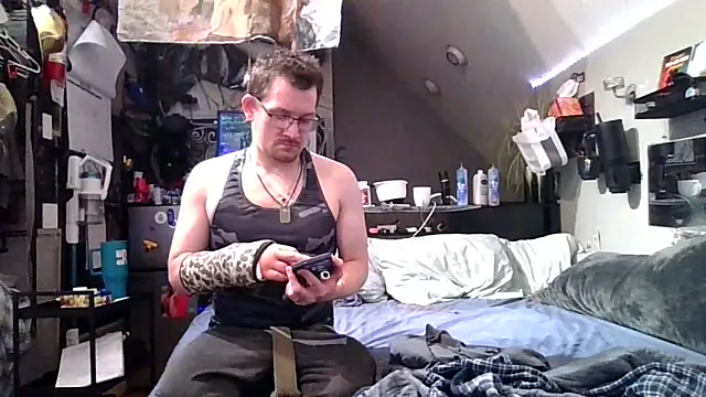 Sk00byJaXxX212 online show from May 9, 2026, 8:18 am