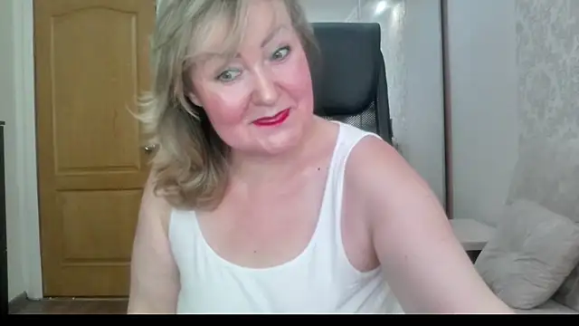 Snapshot of Victoria_secrets_ chatting on July 28, 2026, 12:59 pm Victoria secrets online show from July 28, 2026, 12:59 pm